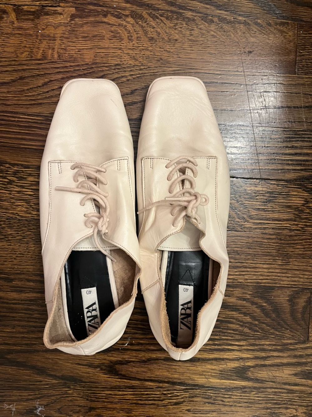 Zara Cream Square-Toe Lace-Up Oxfords